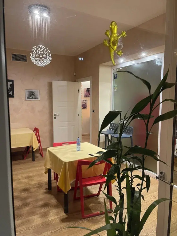 Smart-House-Central-Rent-Rooms-FREE-PARKING