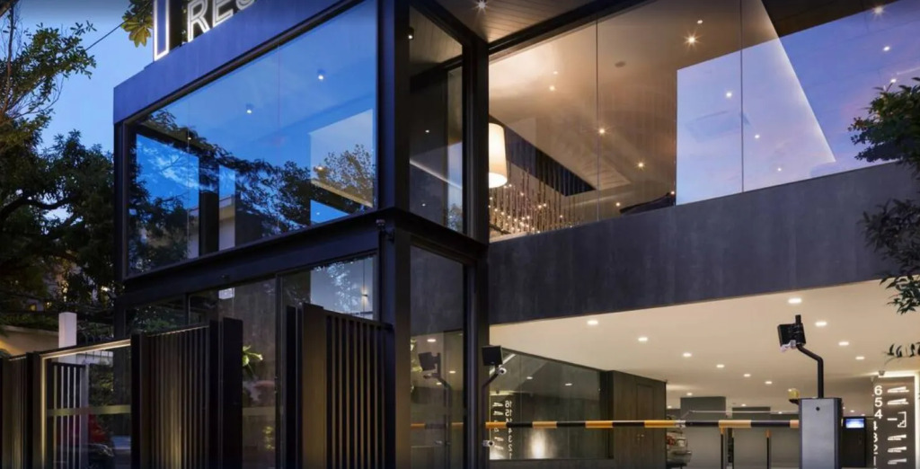 One Residence Hotel & Apartment