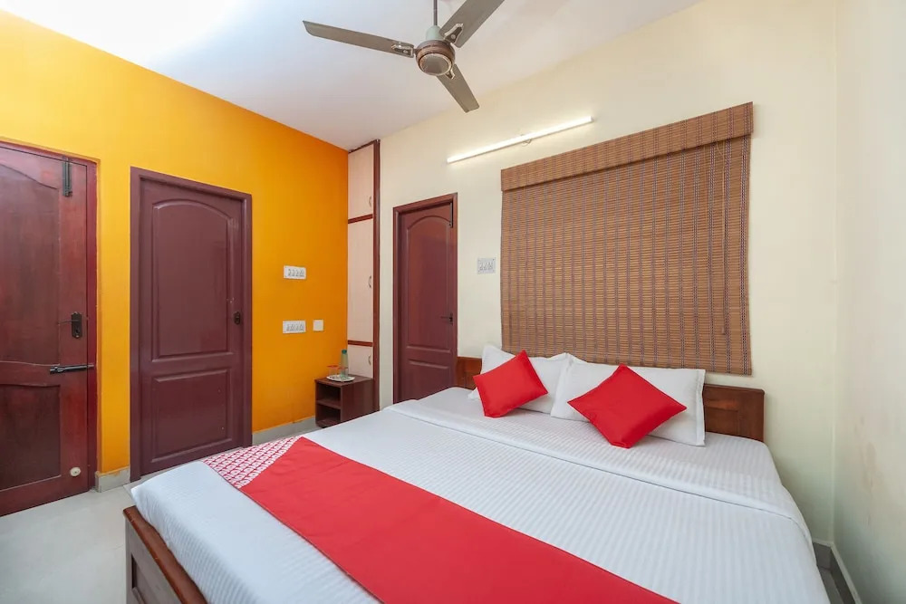 ULO Pearl Corporate Residency