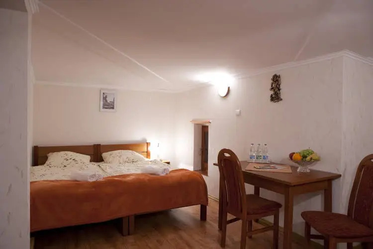 Hotel i Restauracja Castle
