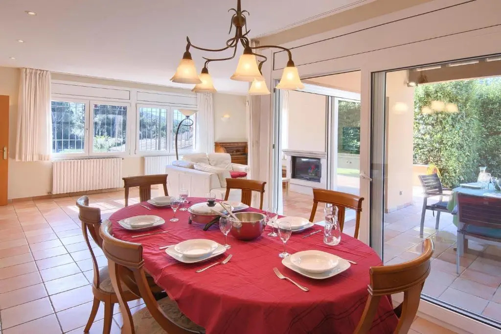 5 Bedroom House in Begur with Private Pool And Garden (Ref.H53)