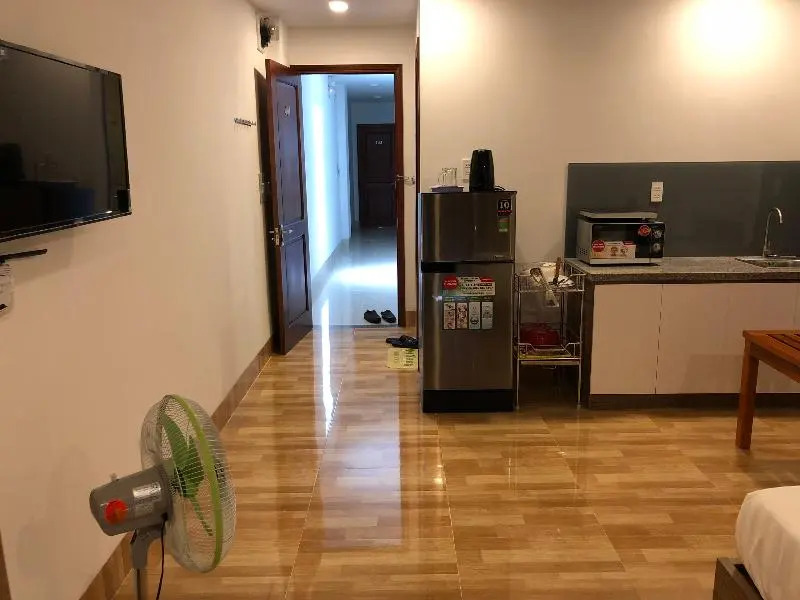 RedDoorz near Cho Xom Moi Nha Trang