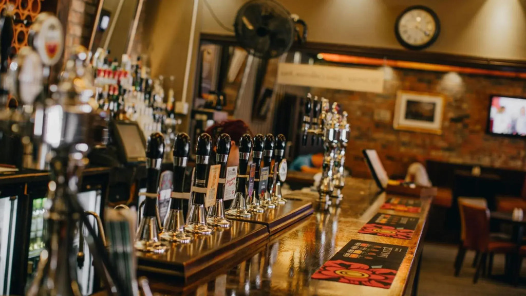 The Duke of Edinburgh Hotel & Bar
