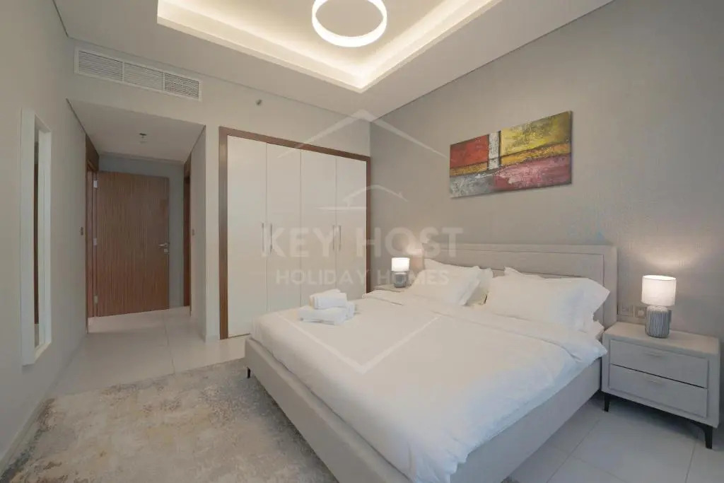 KeyHost - Regent Court JVC - KG20