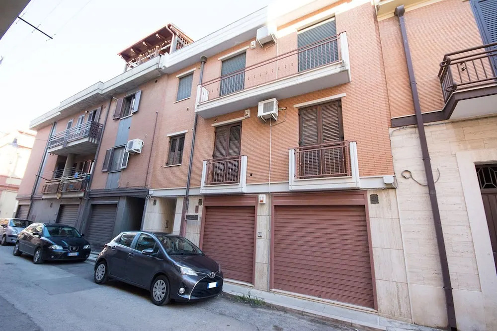 Suite & Apartment