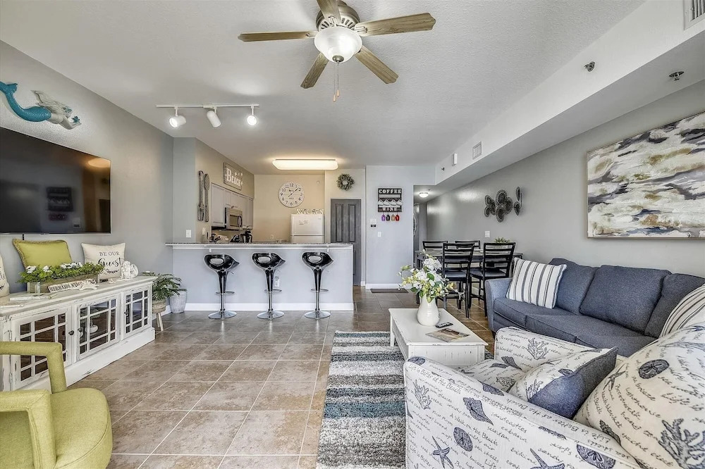 Shores of Panama 1704 - 2 Bedroom + Bunk Room . Updated! Res. Parking 2 Condo by RedAwning