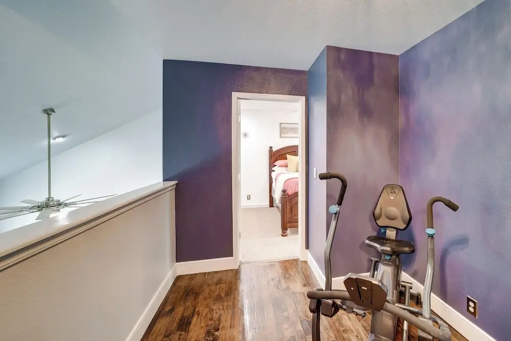 'peace & Tranquility' Home, 2 Mi to Downtown Tulsa