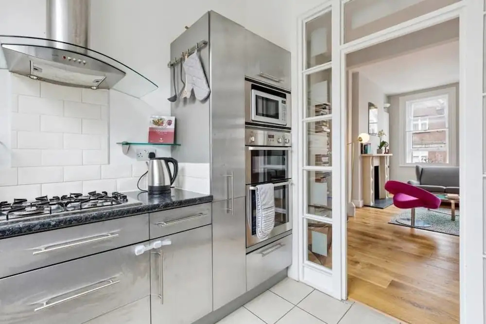 Modern & Chic 2bed Hampstead Duplex 1 min to Tube