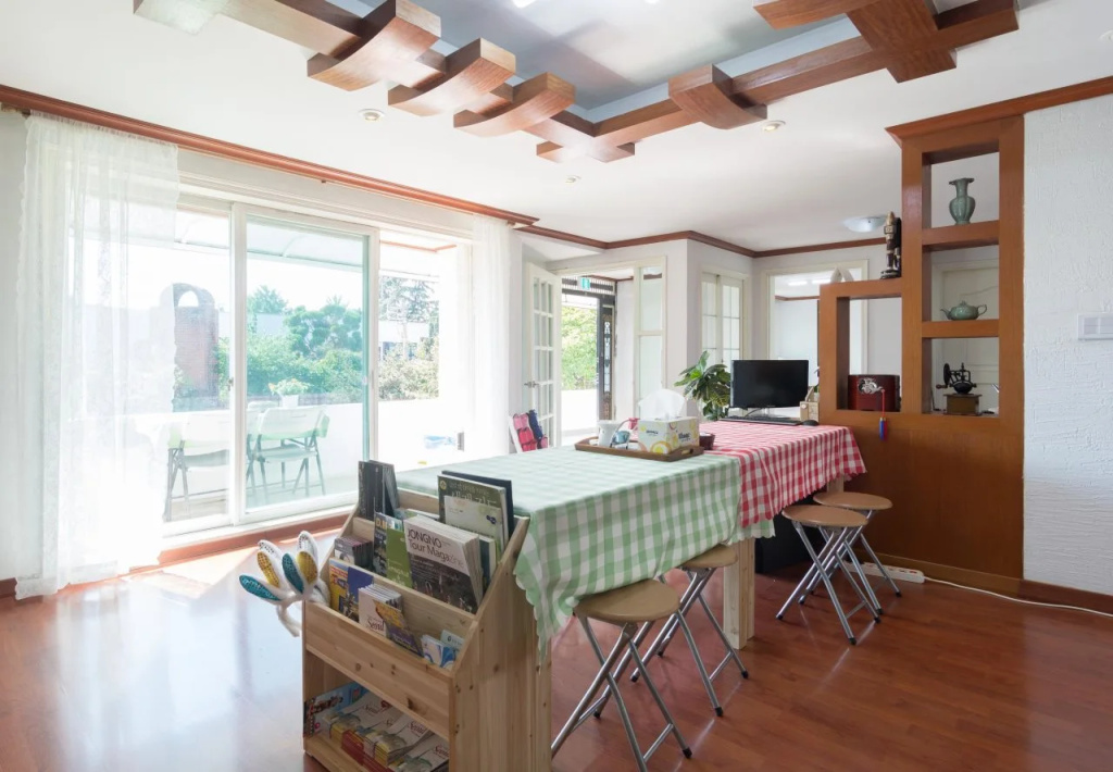 White Rabbit Guesthouse