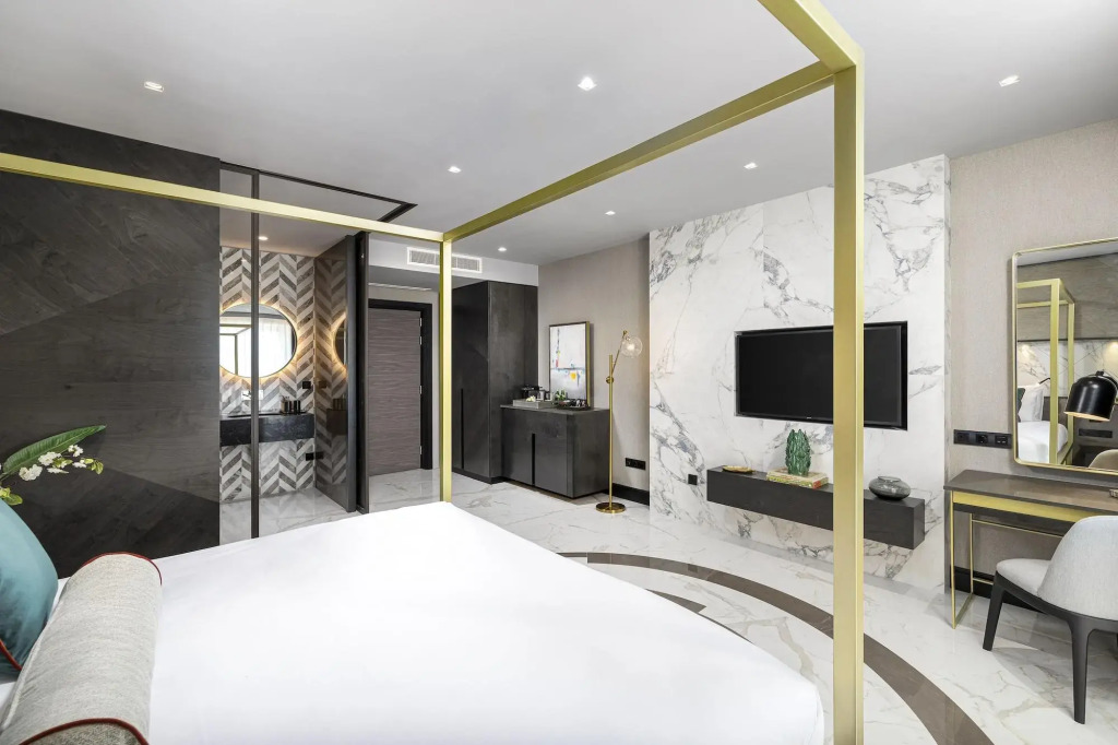 Lure Hotel & Spa
