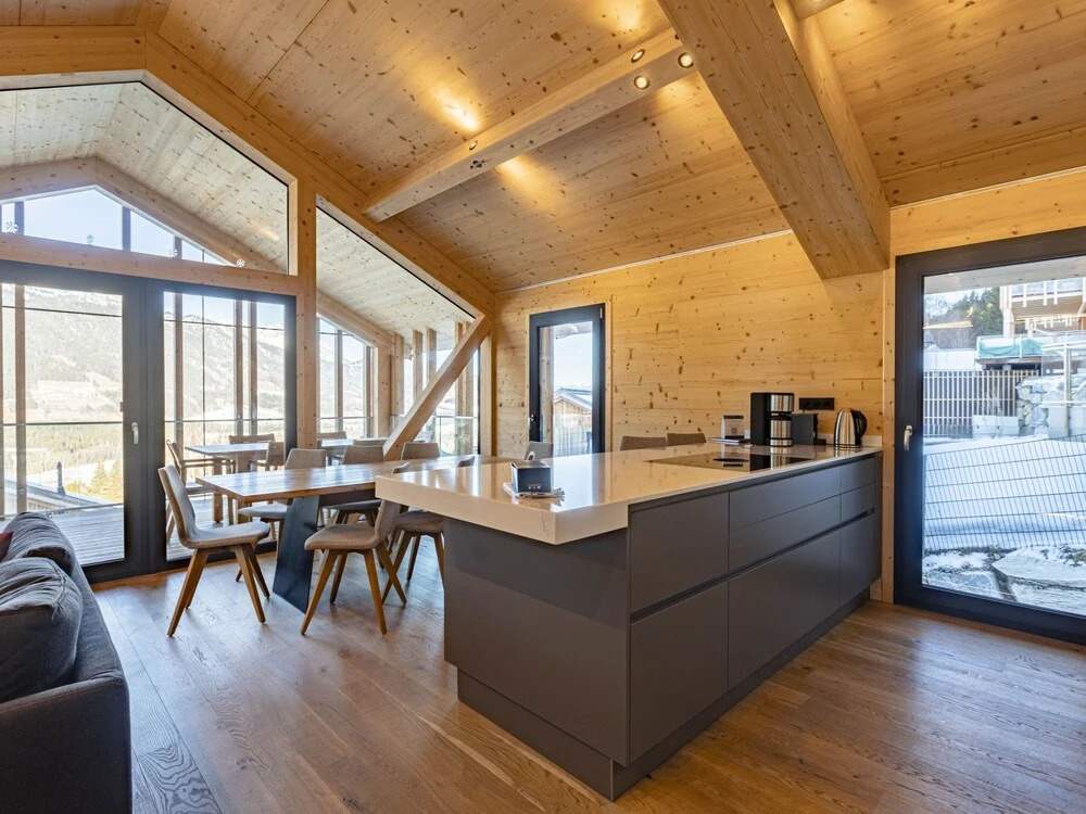 Hochwurzen mit Sprudelbad Haus
