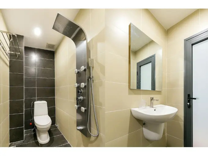 Anh Linh Hotel by OYO Rooms