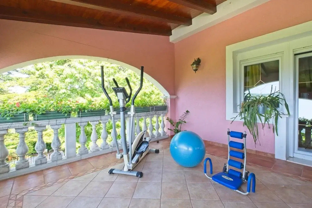 Villa Thousand Roses