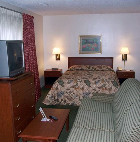 Huntsville Hotel & Suites