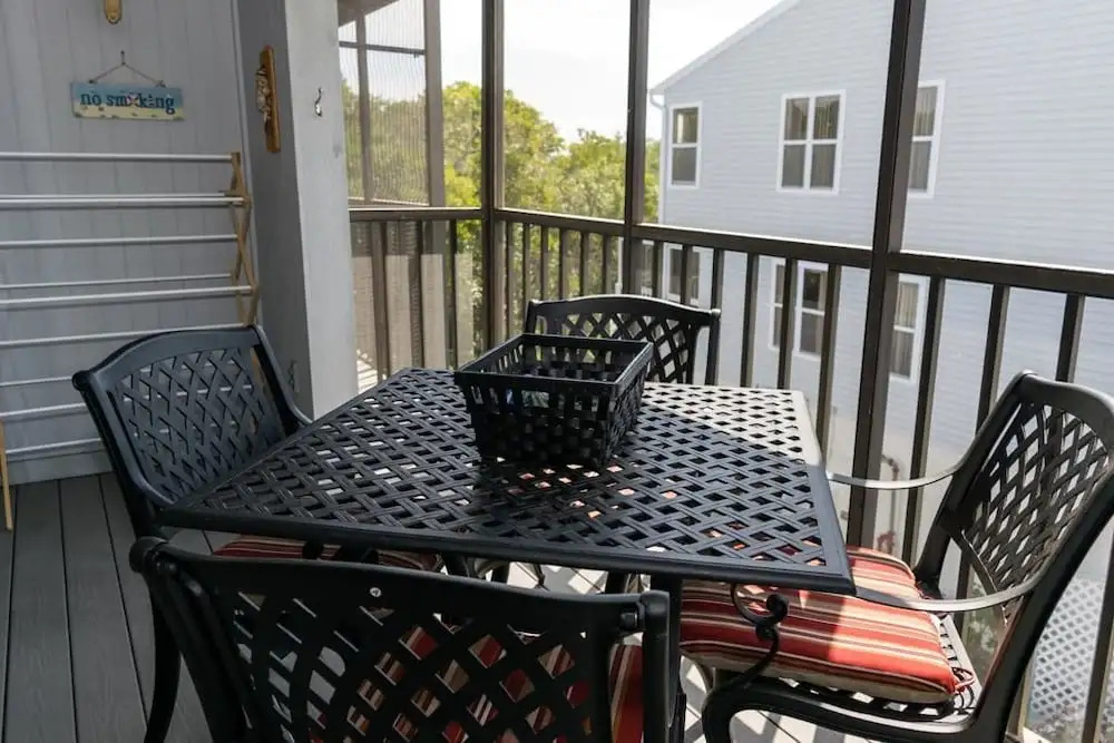 Cove at Sandy Pointe Unit 202a