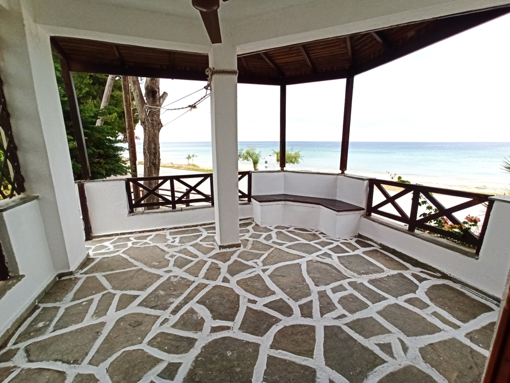 Zennova 22 Nikiti Sea Side House