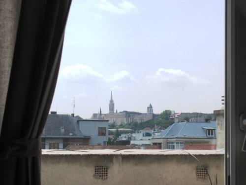 Castle View Apartment