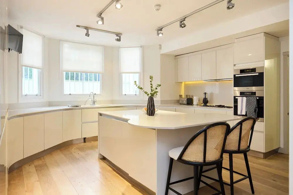 Kensington Five-Bedroom Townhouse
