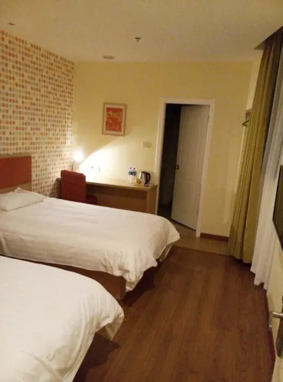Home Inn - Shanghai Jiangqiao Wanda Plaza Branch