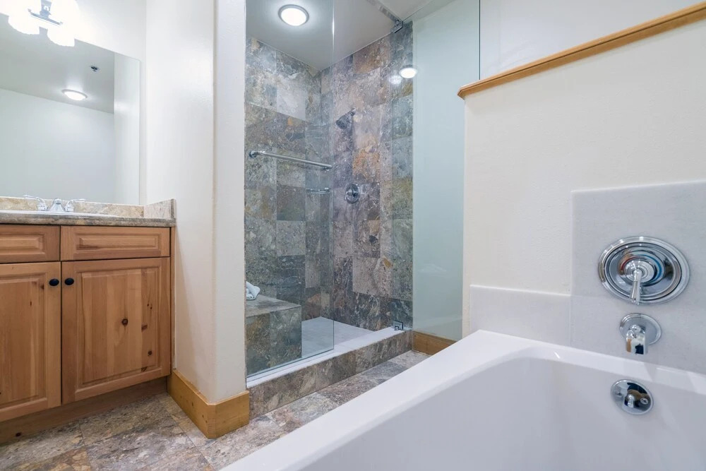 Bear Creek Lodge 309C by Alpine Lodging Telluride