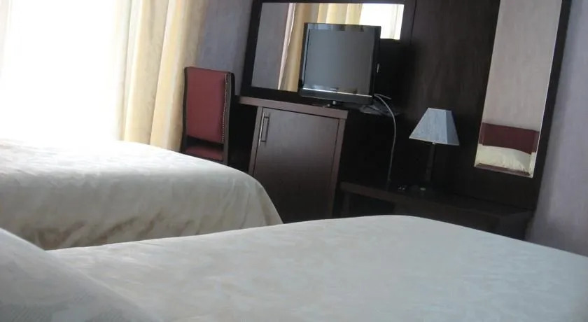 White Dream Hotel
