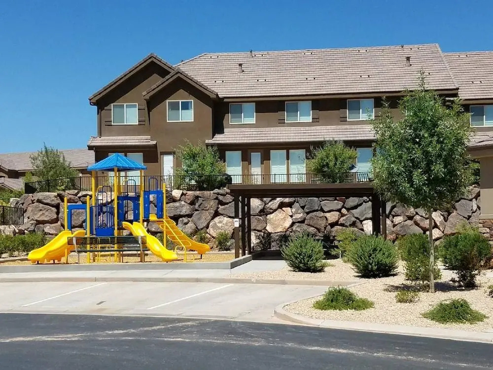 Above Par townhouse