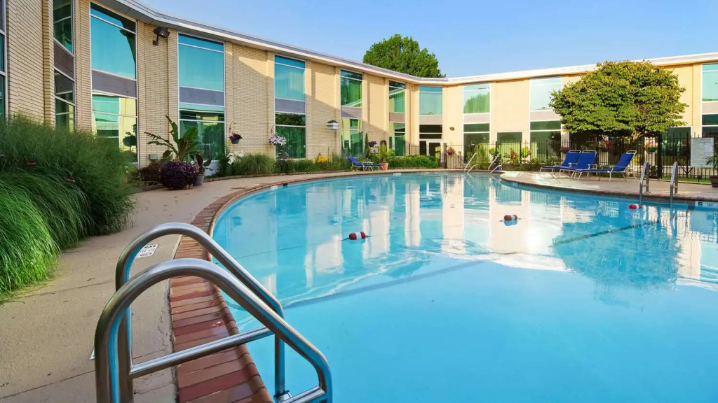 SureStay Plus Hotel by Best Western Syracuse Airport
