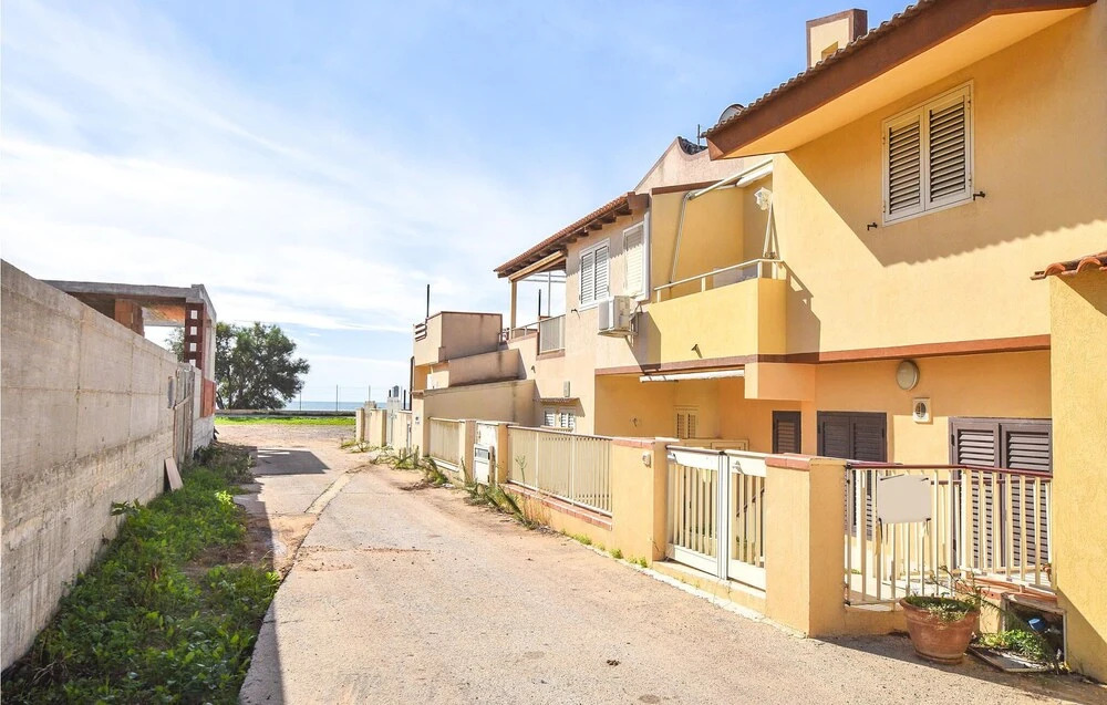 Nice Home in Santa Croce Camerina With Wifi and 3 Bedrooms