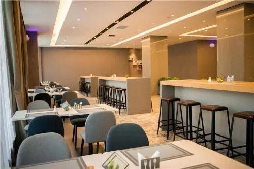 Home Inn Business Trip Gold Shanghai North Bund Dalian Road Metro Station