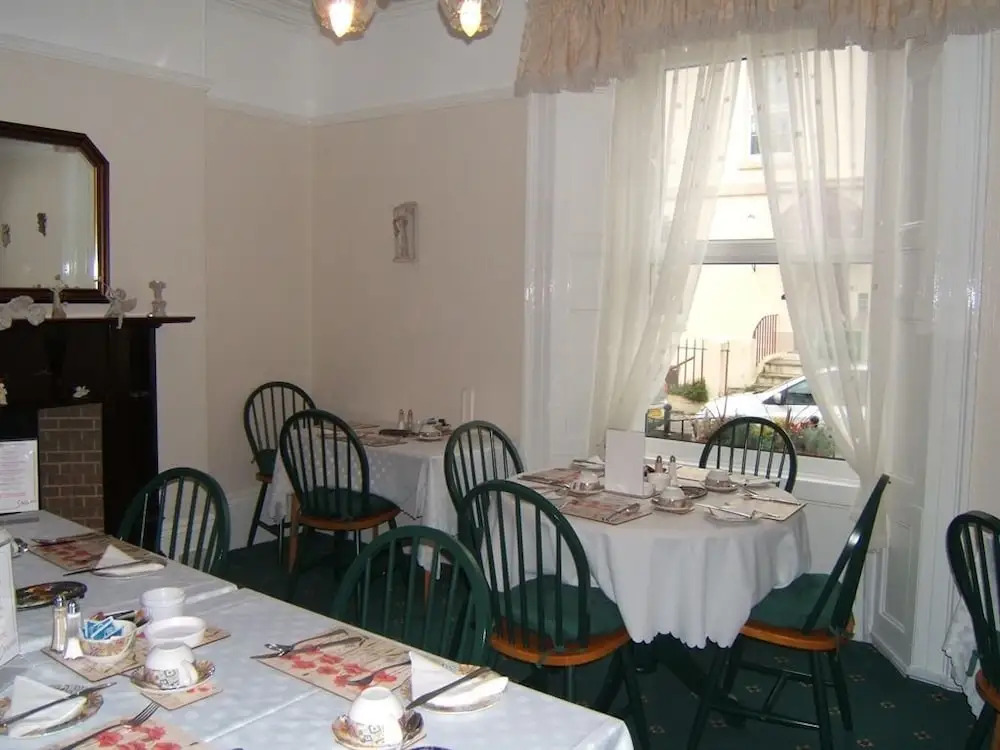 Poppy's Guest House