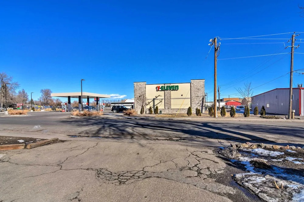 Vacation Rental in Loveland 1 Mi to Downtown!