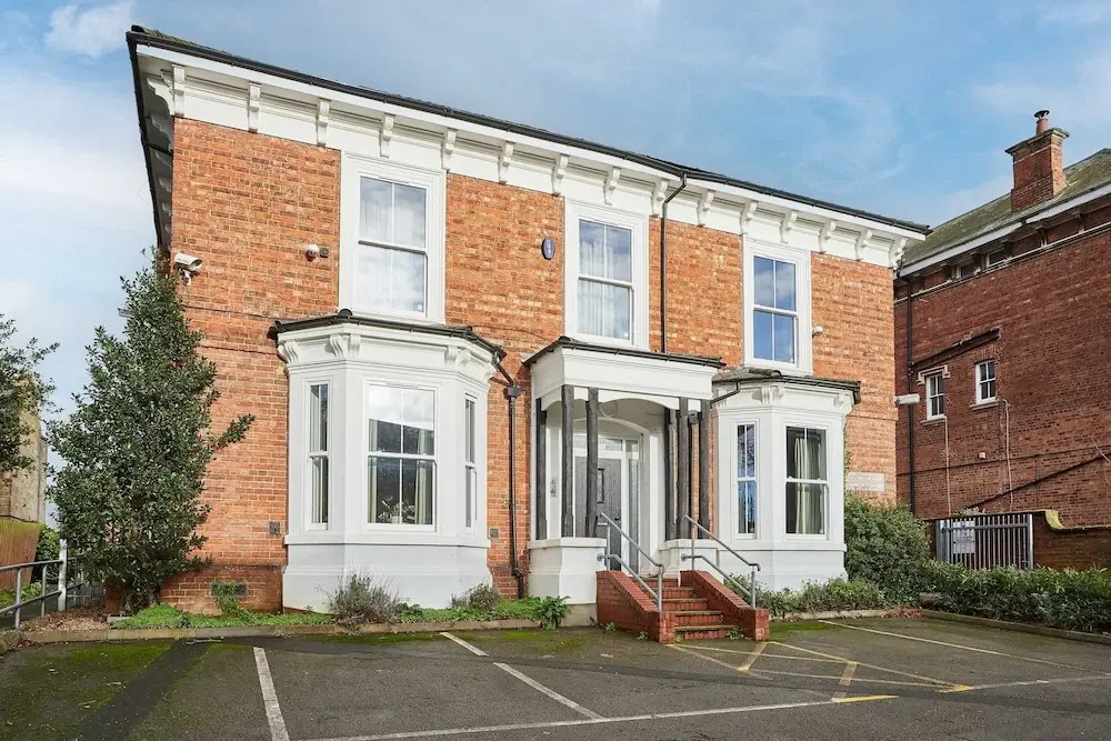 Host & Stay - Upton House