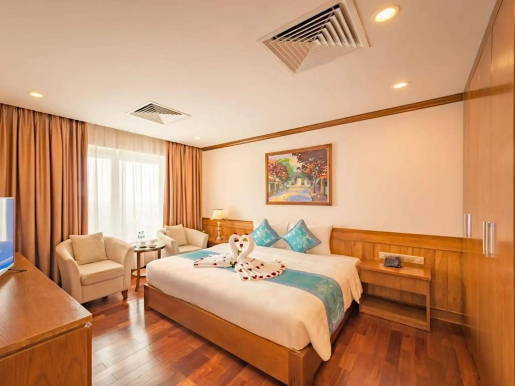 Lam Giang Hotel
