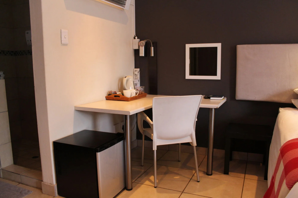 3 Liebeloft Guest House