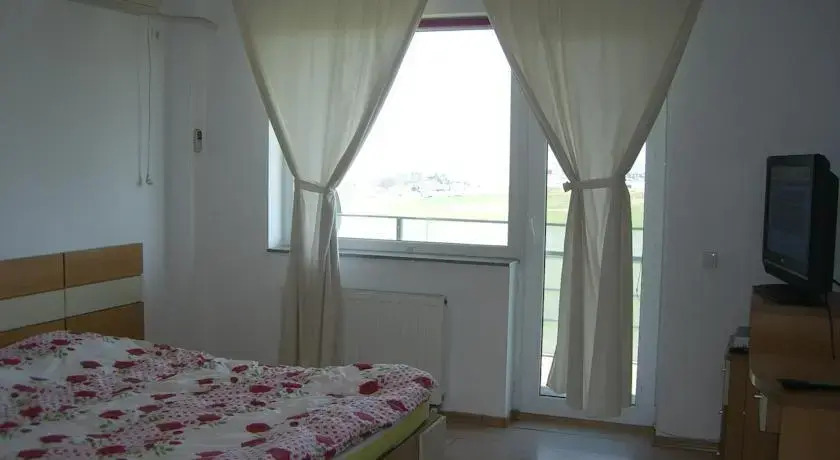 Tomis Plus Studio