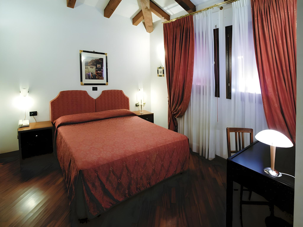 Alla Rocca Hotel Conference & Restaurant