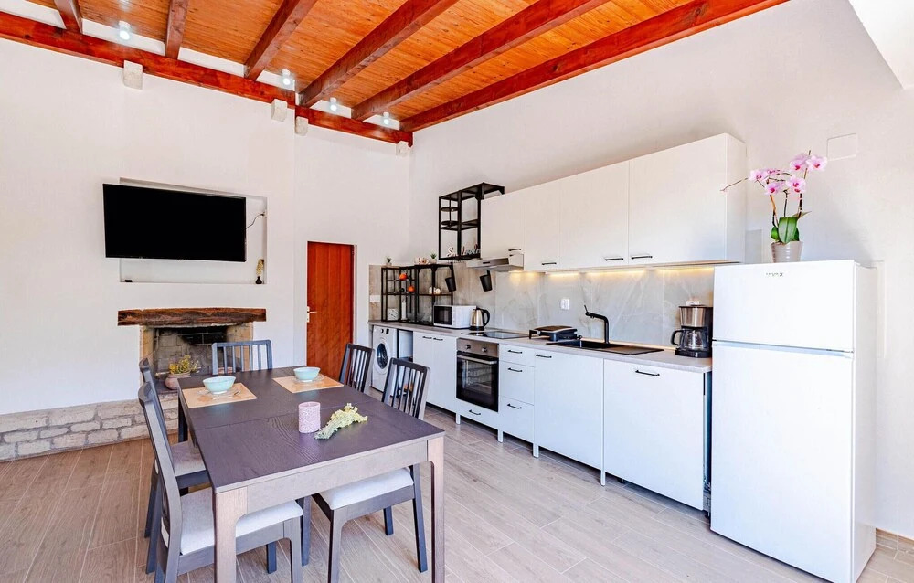 Nice Home in Vela Luka With Wifi
