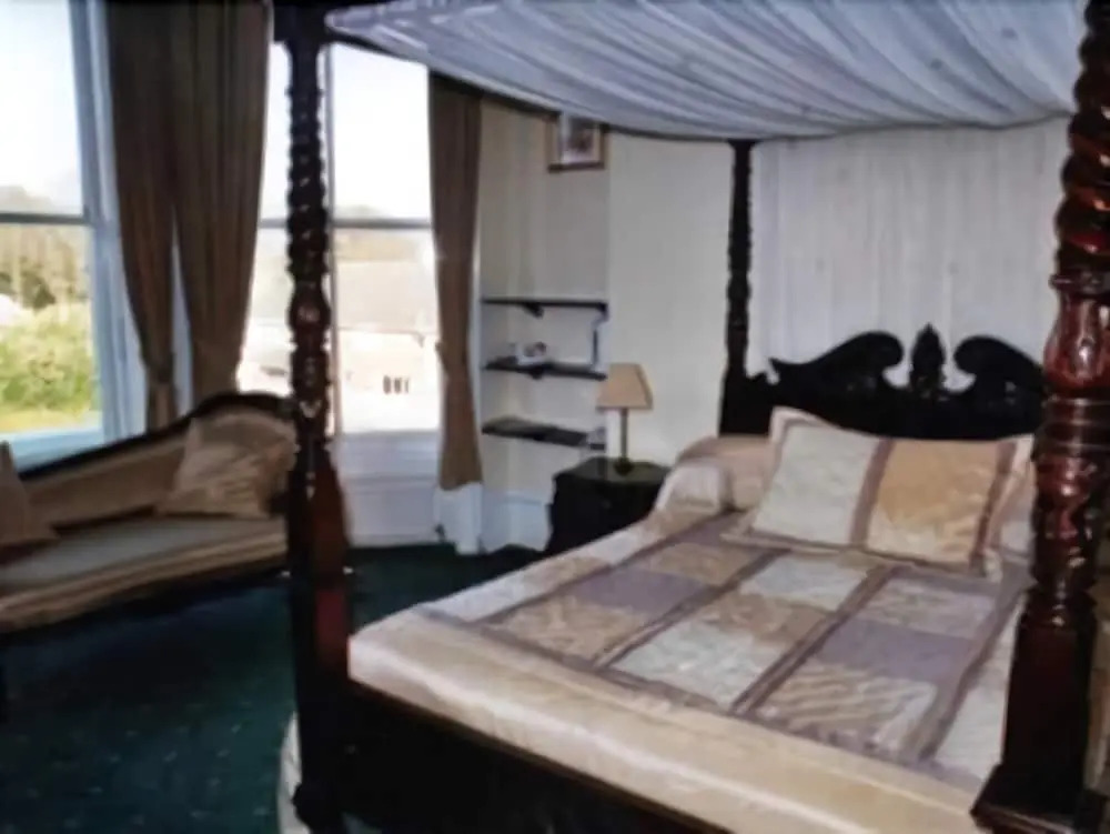 Fountain Court Trading as Hotel Haveli