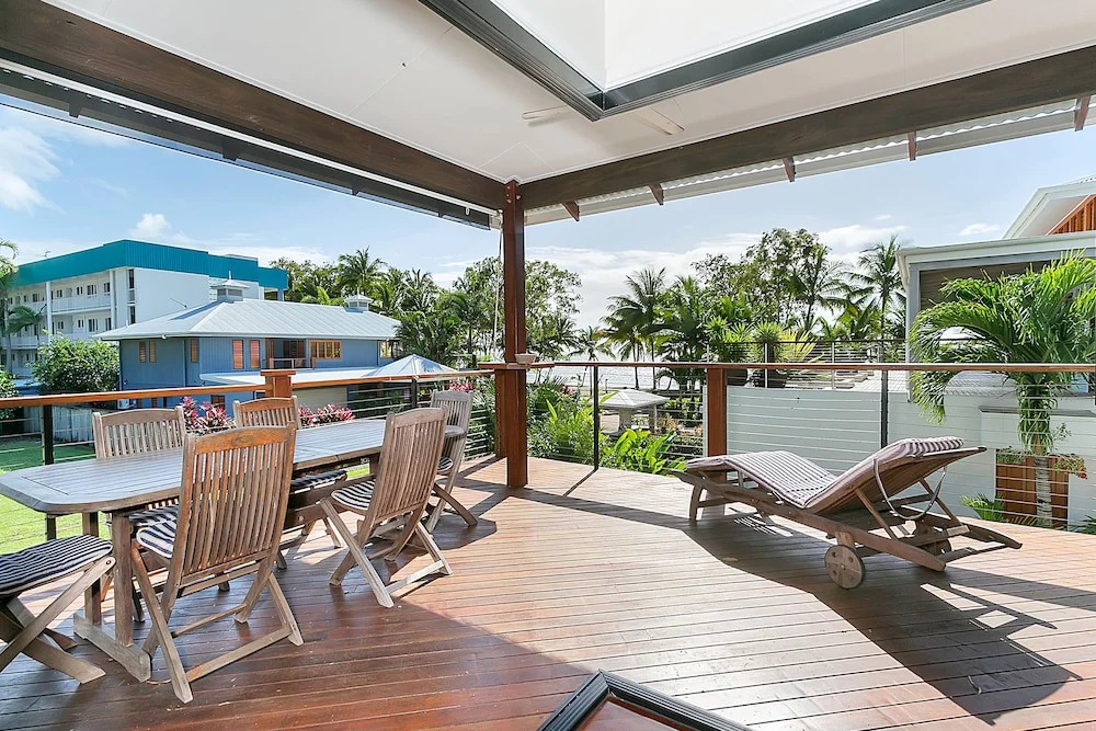 Beachcomber Holiday House