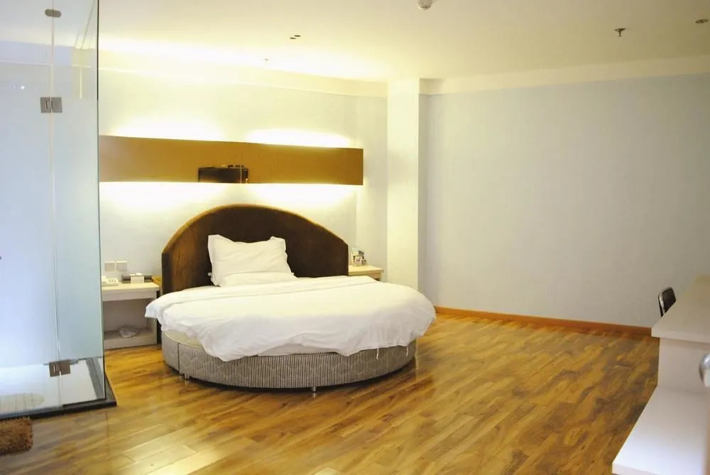 Chongqing Huahai Fashionable Hotel