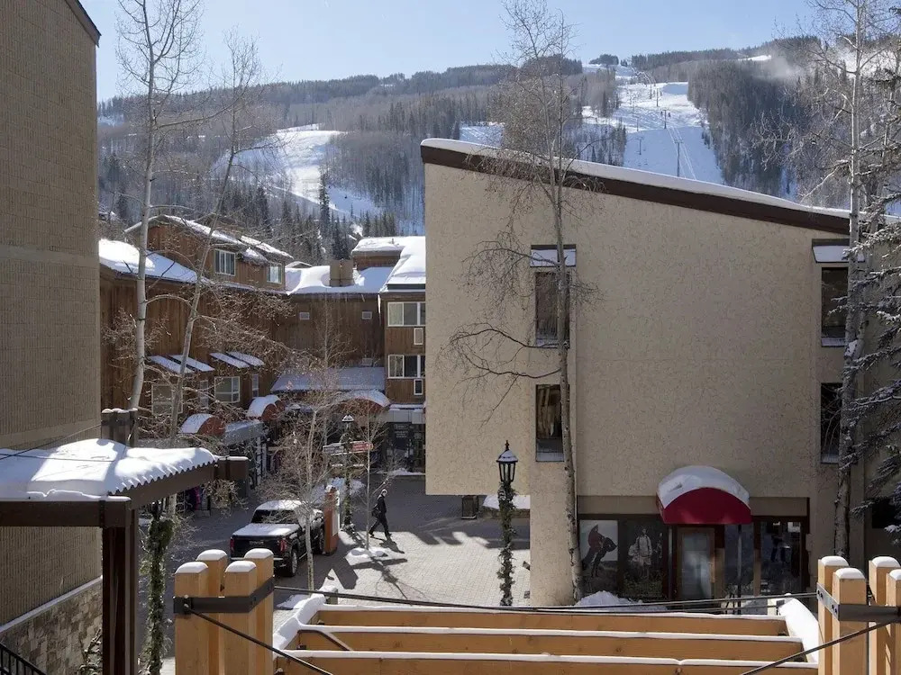 Vail 21 Condo 302