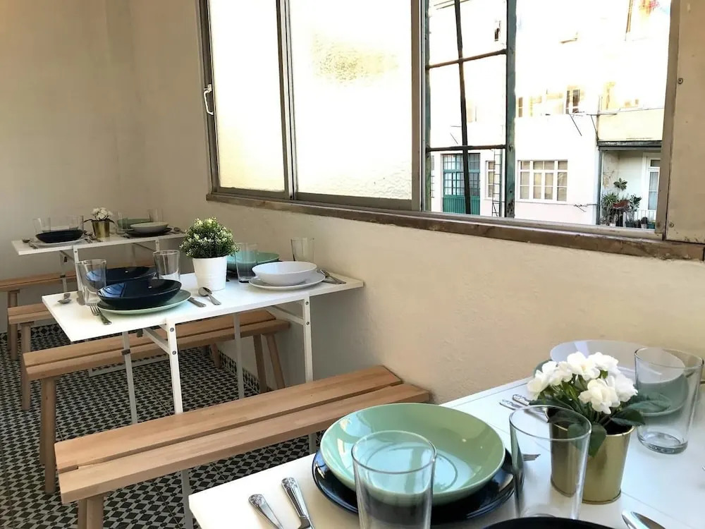 Gonçalves Crespo Rooms