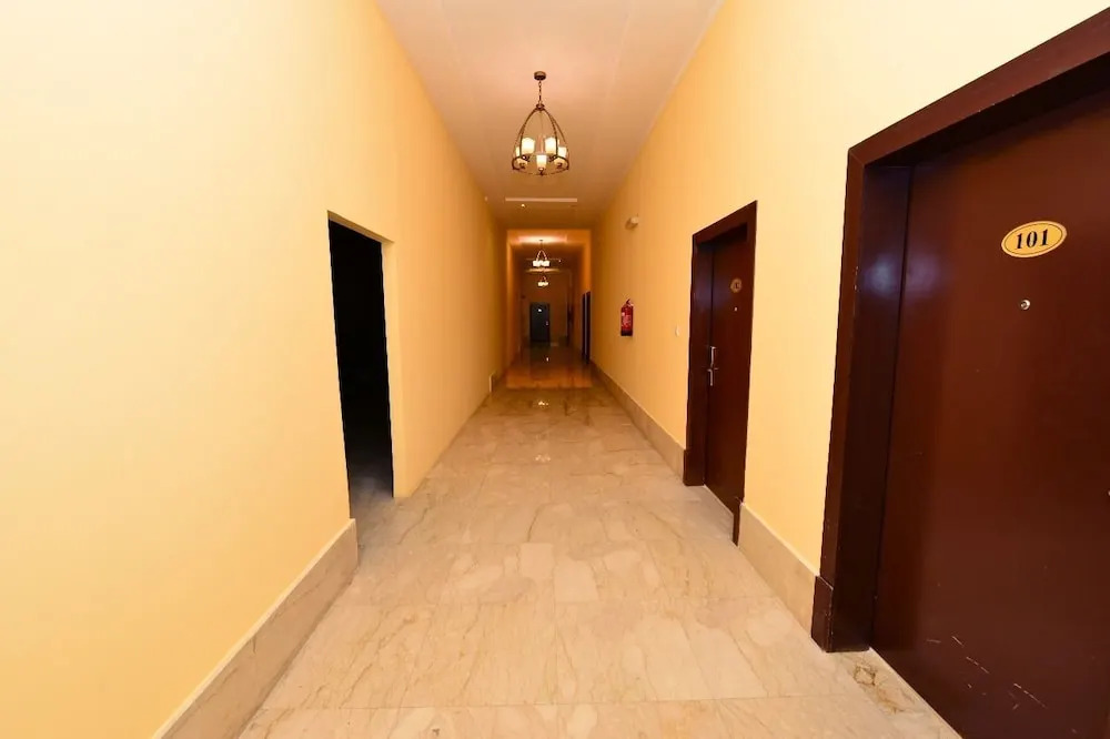 Lotuston Furnished Apartments 2