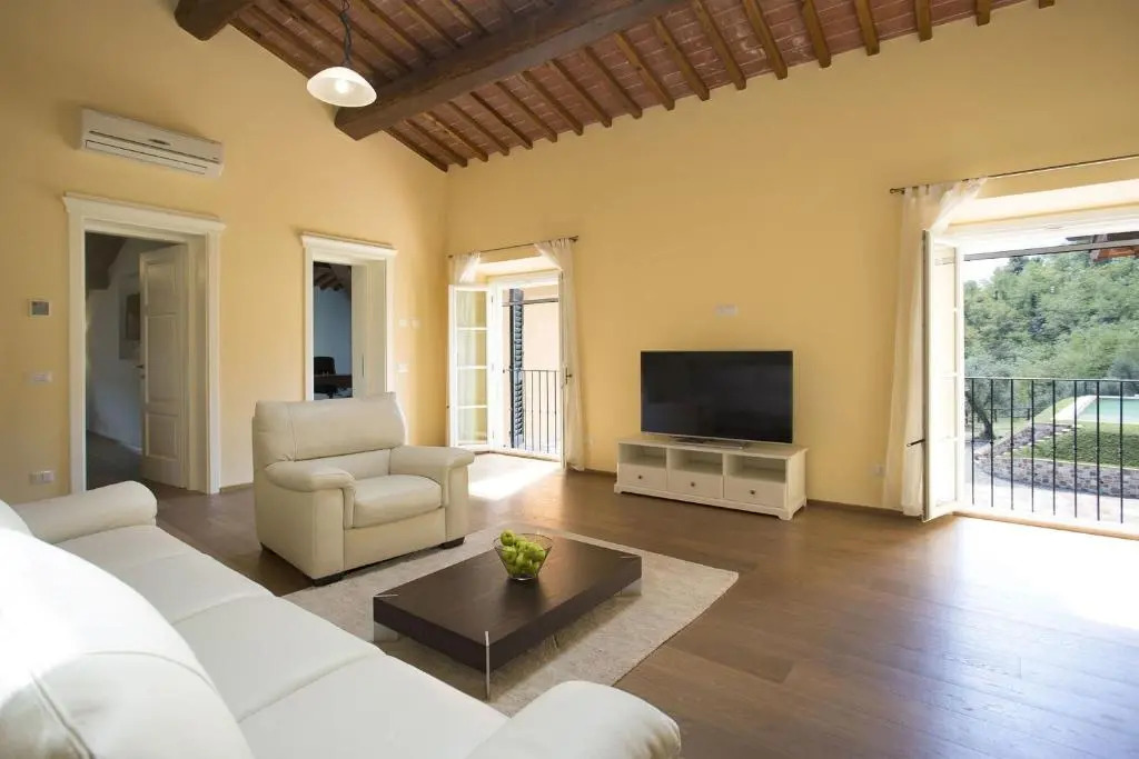 Santo Stefano 6 by Salogi Villas
