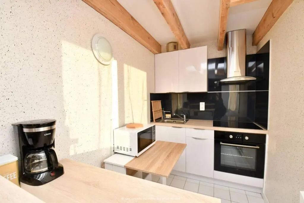 La Mezzanine Apt 5 pers classe 3 etoiles, Royan- centre 300 m plage Foncillon