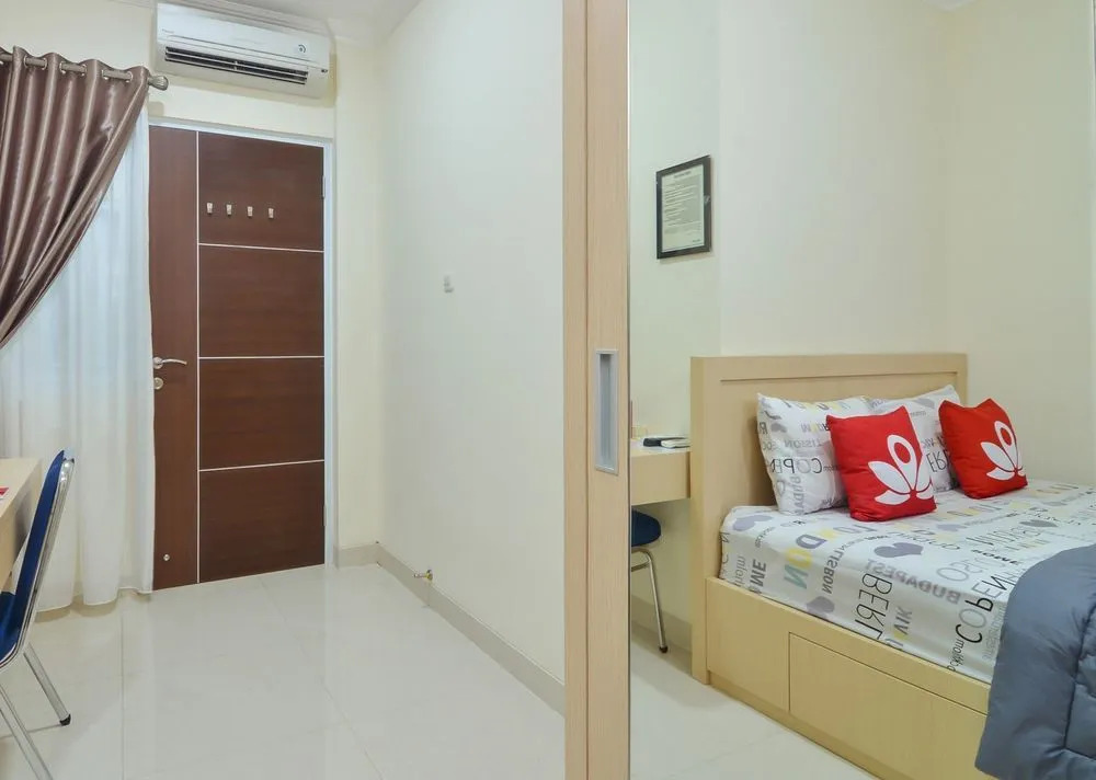 ZEN Rooms Near Stasiun Sudirman
