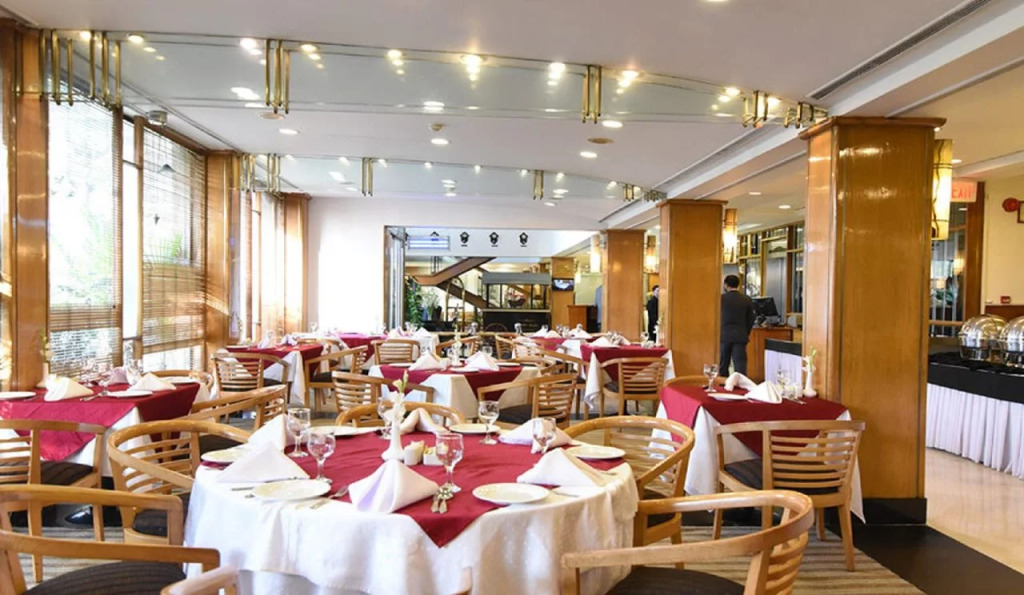 Hotel Crown Plaza Islamabad