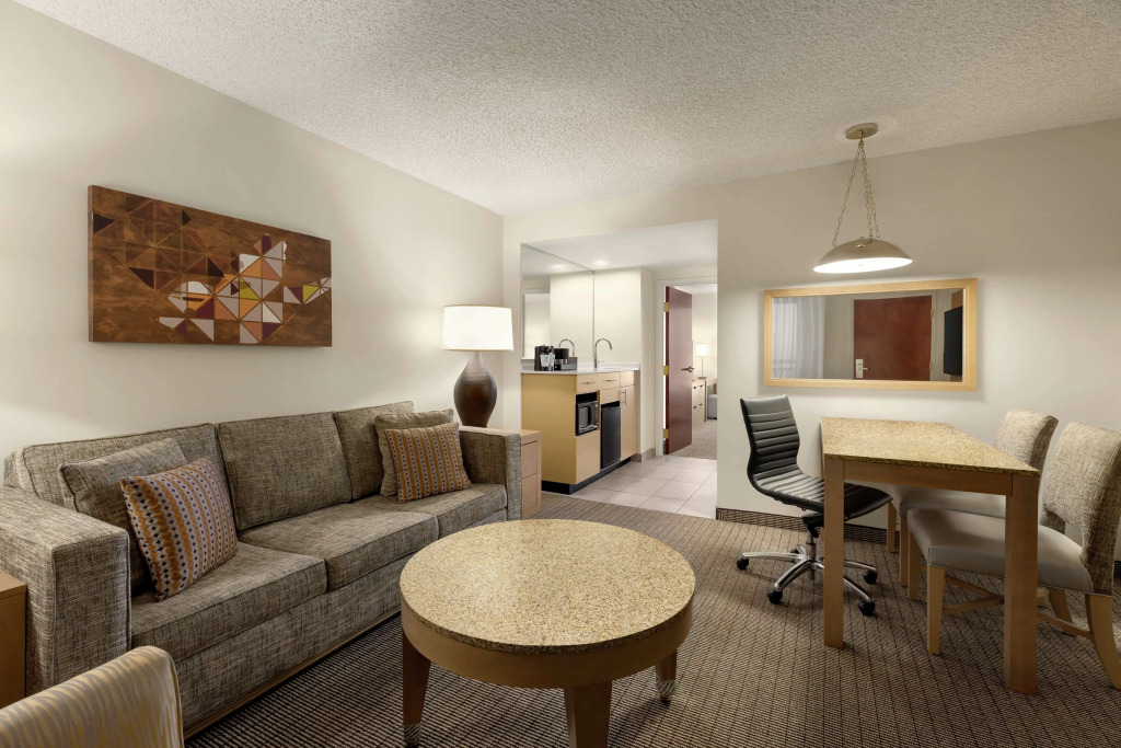 Embassy Suites by Hilton Denver International Airport