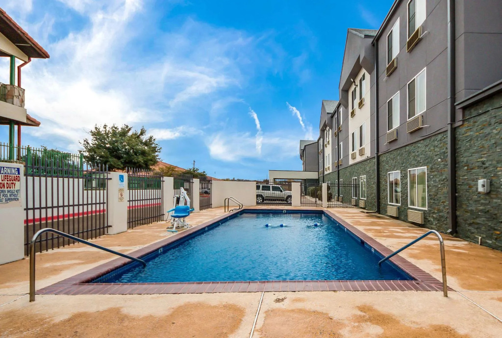 Quality Inn Laredo - Nuevo Laredo
