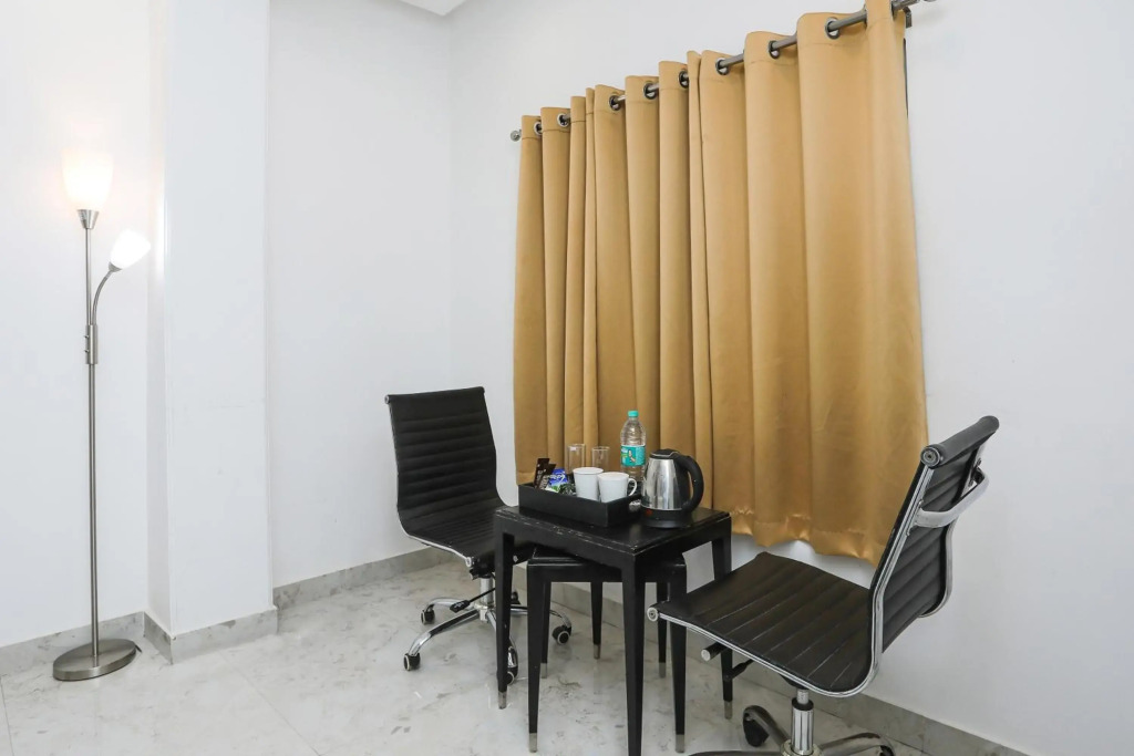 Collection O Residency Near Dwarka Sector 21 Metro Station